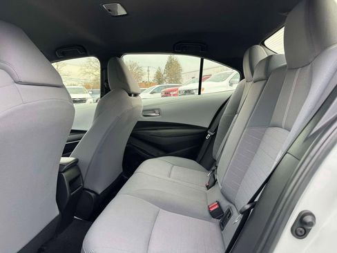 Used 2022 Toyota Corolla SE image 11
