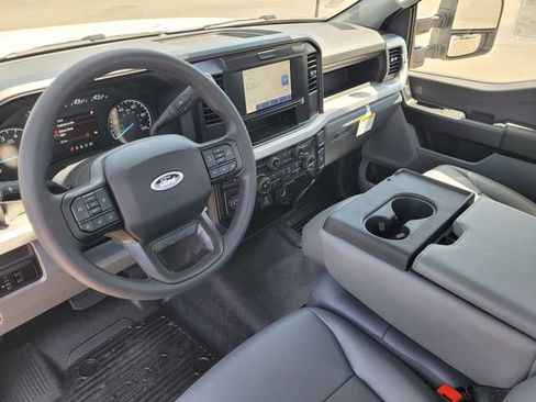 New 2026 Ford F250 XL w/ XL Chrome Package image 7