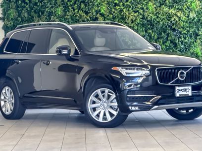 Used 2019 Volvo XC90 T6 Momentum w/ Advanced Package