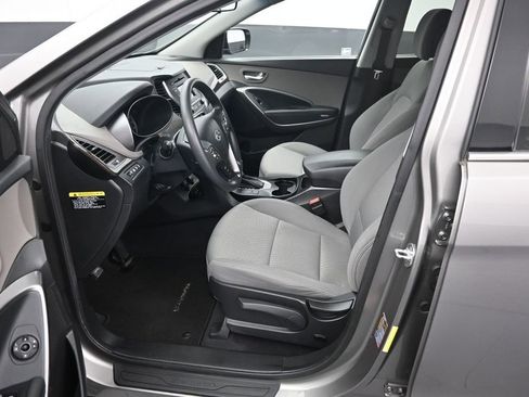Used 2018 Hyundai Santa Fe Sport FWD image 9