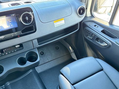 New 2026 Mercedes-Benz Sprinter 2500 image 20