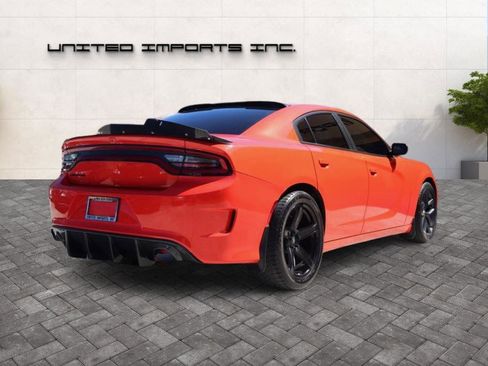 Used 2020 Dodge Charger SXT w/ Blacktop Package RWD image 7