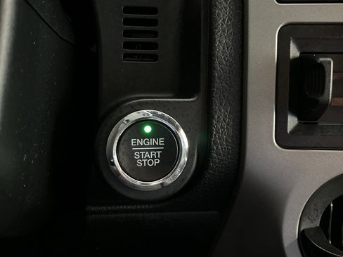 Used 2017 Ford Expedition Limited w/ Limited Appearance Package image 32