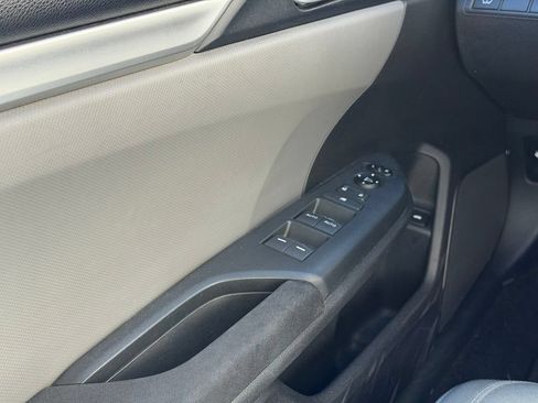 Used 2016 Honda Civic LX image 4