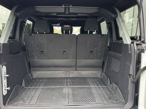 Used 2023 Ford Bronco Badlands image 29