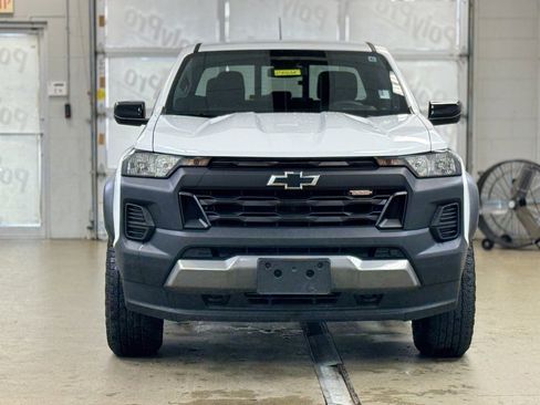 Used 2024 Chevrolet Colorado Trail Boss w/ Advanced Trailering Package image 2