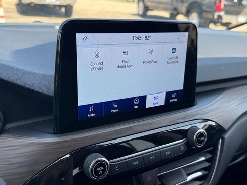 Certified 2020 Ford Escape Titanium AWD/4WD image 21