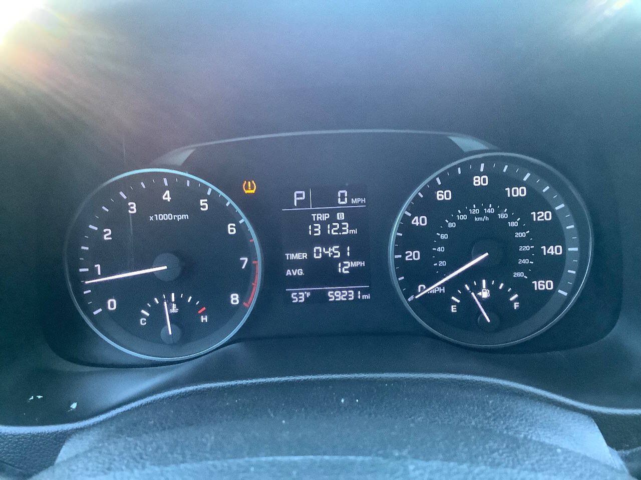 Used 2017 Hyundai Elantra SE FWD image 40
