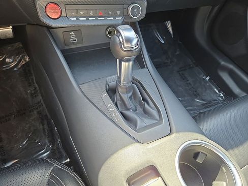 Used 2025 Ford Mustang Premium RWD image 29