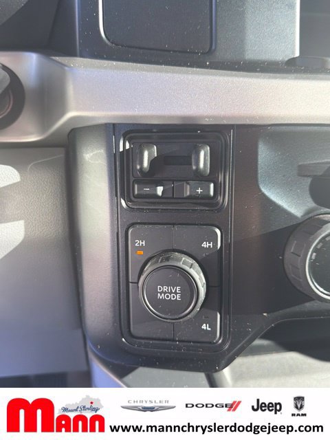 Used 2025 Ford F350 XLT w/ FX4 Off-Road Package AWD/4WD image 31