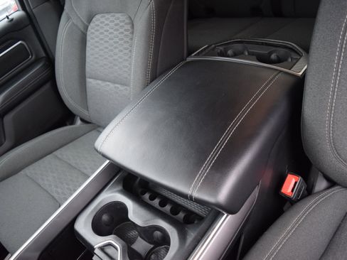 Used 2025 RAM 1500 Big Horn image 31