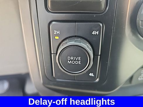 Used 2023 Ford F150 XLT image 32