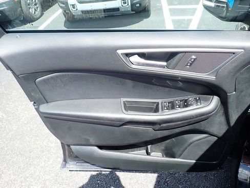 Certified 2022 Ford Edge SEL w/ Convenience Package image 21