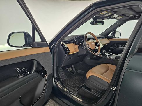 Used 2025 Land Rover Range Rover Sport Autobiography image 19