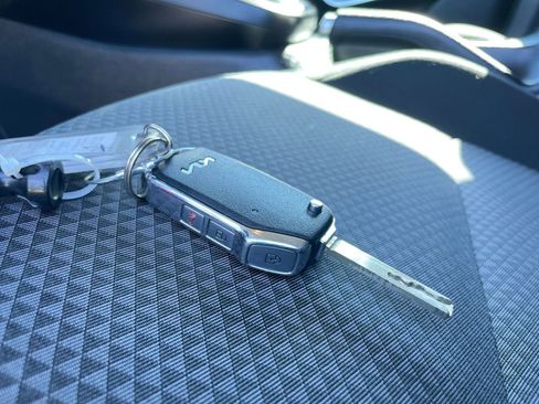 Used 2025 Kia Soul LX w/ LX Technology Package image 21