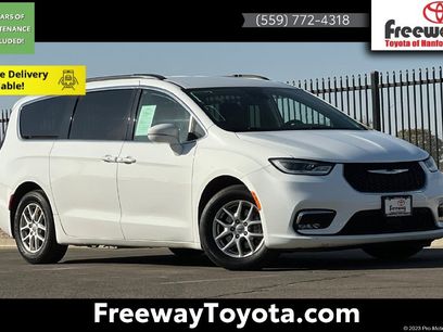 Used 2022 Chrysler Pacifica Touring-L