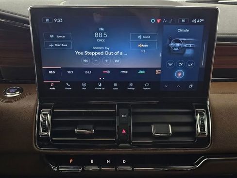 Used 2024 Lincoln Navigator Reserve w/ Equipment Group 201A image 32