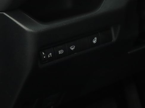 Used 2020 Toyota RAV4 XLE w/ XLE Grade Weather Package AWD/4WD image 7