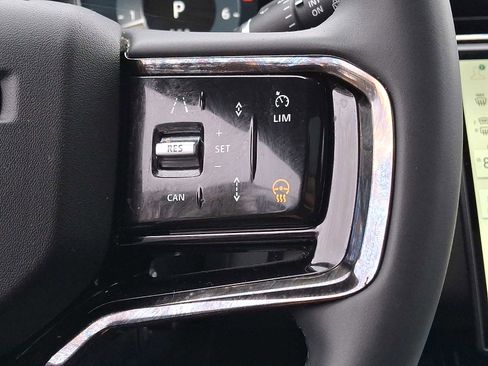 Used 2024 Land Rover Range Rover Evoque S image 14