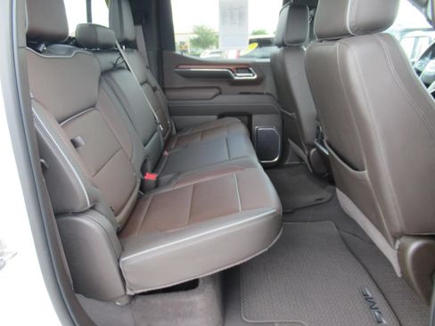 Used 2023 GMC Sierra 1500 Denali w/ Denali Reserve Package AWD/4WD image 34