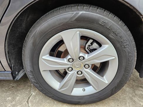 Used 2019 Honda Odyssey EX image 42