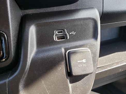 Used 2023 RAM ProMaster 2500 image 18