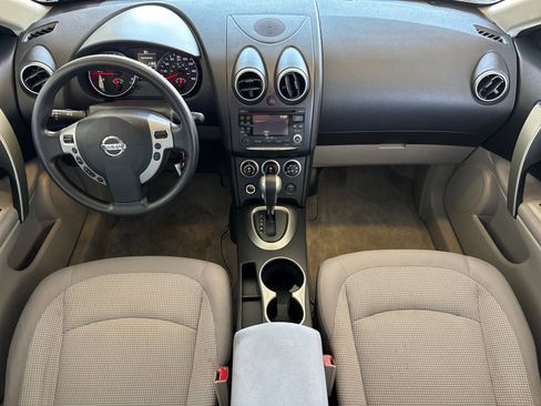 Used 2011 Nissan Rogue SV FWD image 4