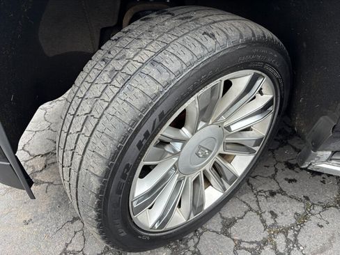 Used 2015 Cadillac Escalade Platinum image 33