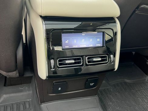 Used 2023 Lincoln Aviator Black Label image 17