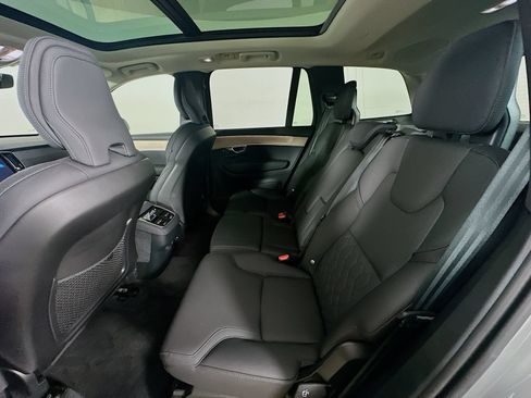 Used 2026 Volvo XC90 B6 Plus AWD/4WD image 37