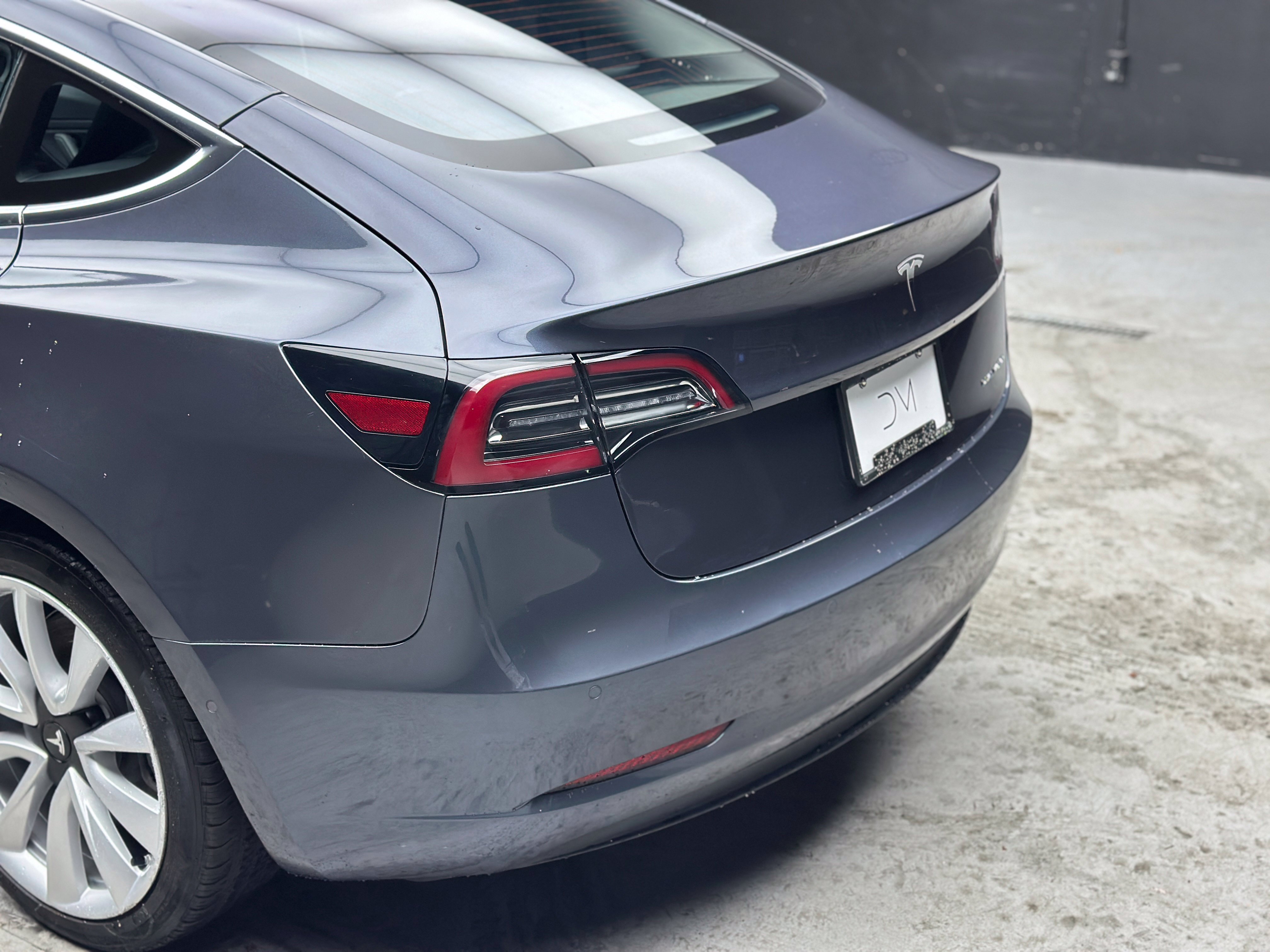 Used 2018 Tesla Model 3 Long Range AWD/4WD image 16