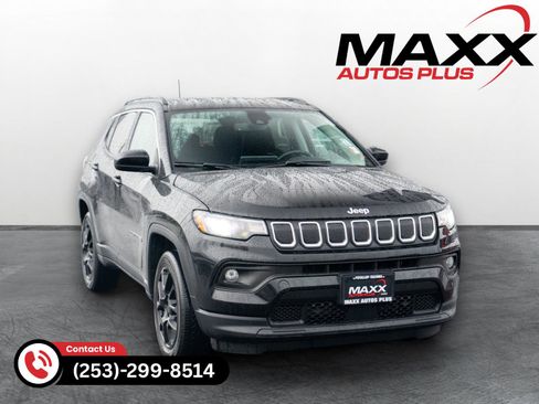 Used 2022 Jeep Compass Latitude AWD/4WD image 1