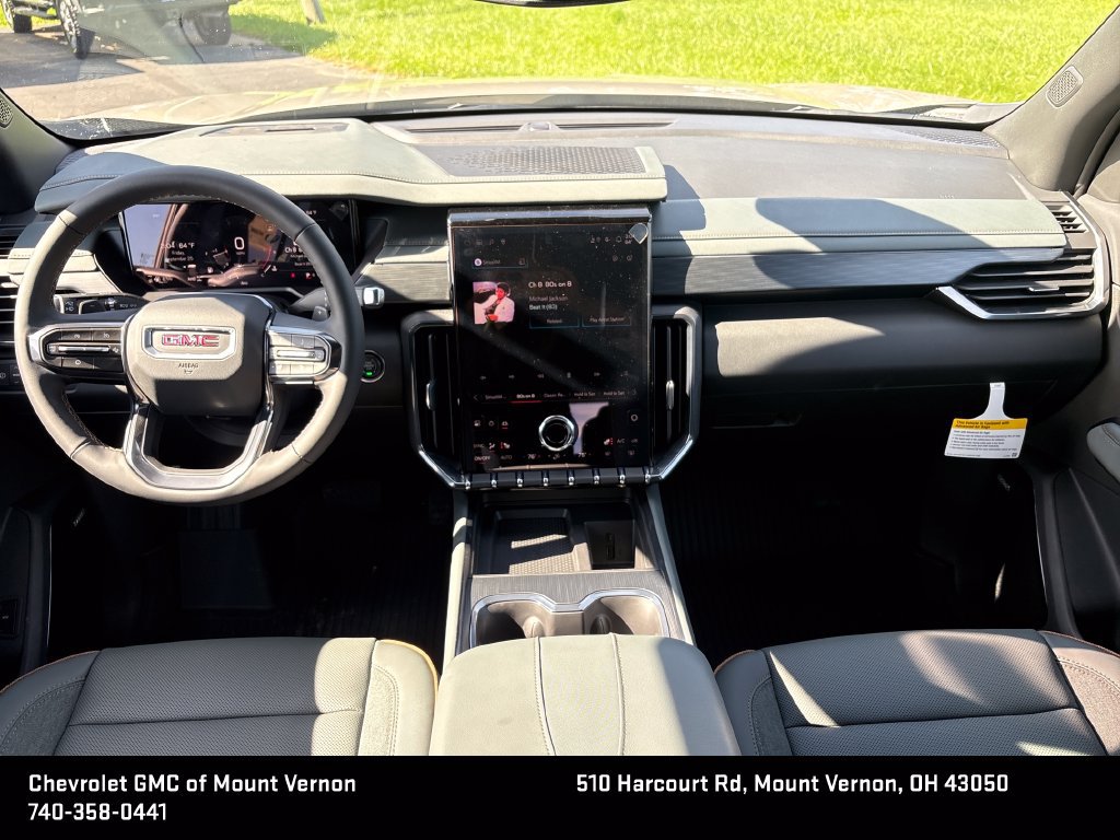 New 2027 GMC Acadia AT4 w/ LPO, Floor Liner Package AWD/4WD image 16