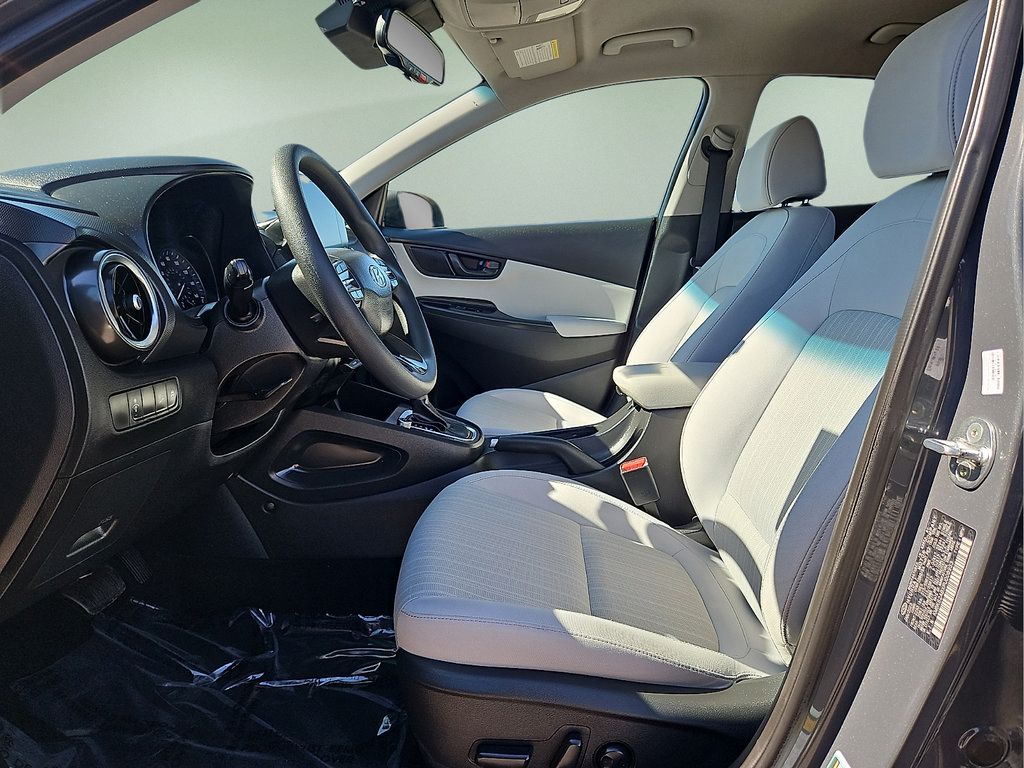 Used 2023 Hyundai Kona SEL w/ Cargo Package FWD image 17