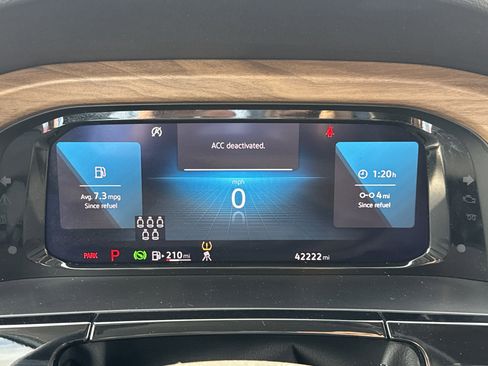 Used 2024 Volkswagen Atlas SE image 11