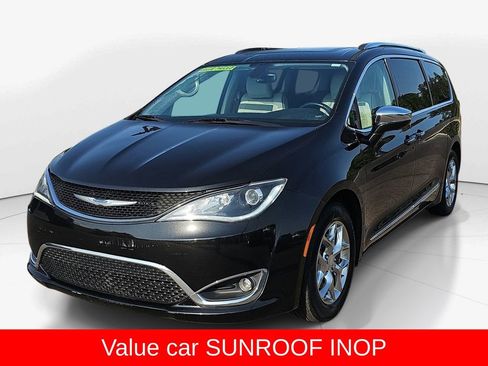 Used 2019 Chrysler Pacifica Limited FWD image 8