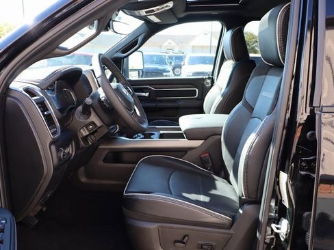 Used 2025 RAM 2500 Laramie w/ Night Edition image 12