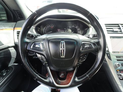 Used 2018 Lincoln MKZ Select w/ Select Plus Package FWD image 20