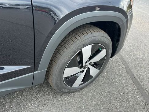 New 2026 Volkswagen Taos S AWD/4WD image 10