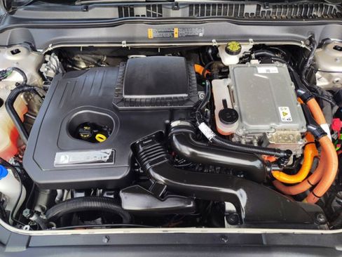Used 2018 Ford Fusion S FWD image 9