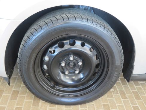 Used 2022 Ford Transit Connect XLT image 7