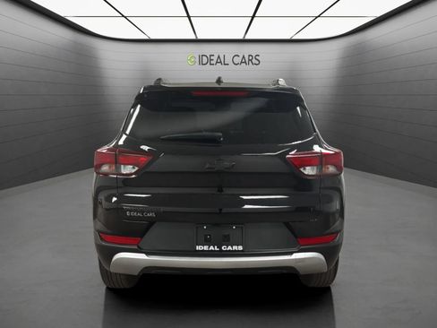 Used 2023 Chevrolet TrailBlazer LT FWD image 4
