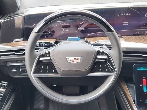New 2026 Cadillac Escalade Platinum Sport AWD/4WD image 21