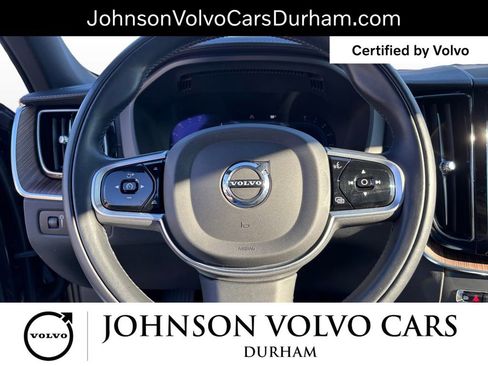 Certified 2022 Volvo XC60 B6 Inscription w/ Climate Package image 17