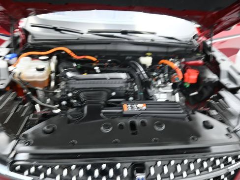 Used 2025 Lincoln Nautilus Premier image 36