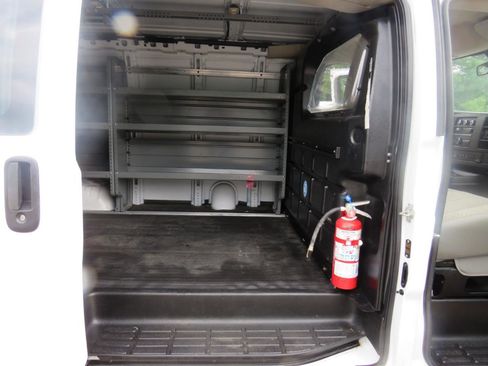 Used 2019 Chevrolet Express 2500 w/ Driver Convenience Package RWD image 18