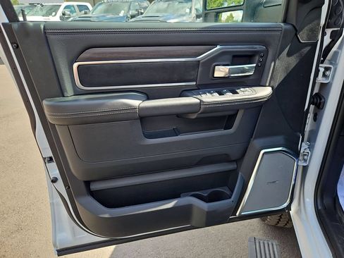 New 2026 RAM 3500 Laramie AWD/4WD image 11