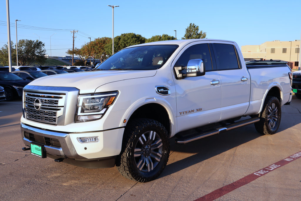 Certified 2024 Nissan Titan Platinum Reserve w/ Moonroof Package AWD/4WD image 4