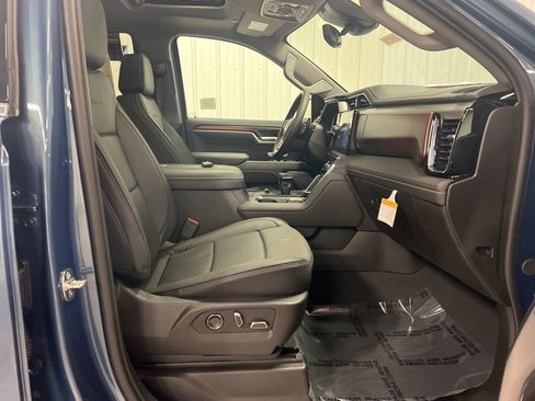 New 2026 GMC Sierra 1500 Denali image 9