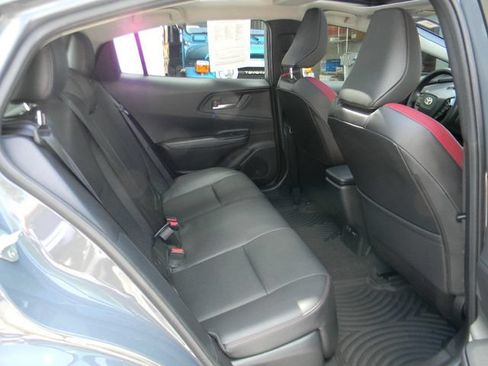 Used 2024 Toyota Prius Prime FWD image 22